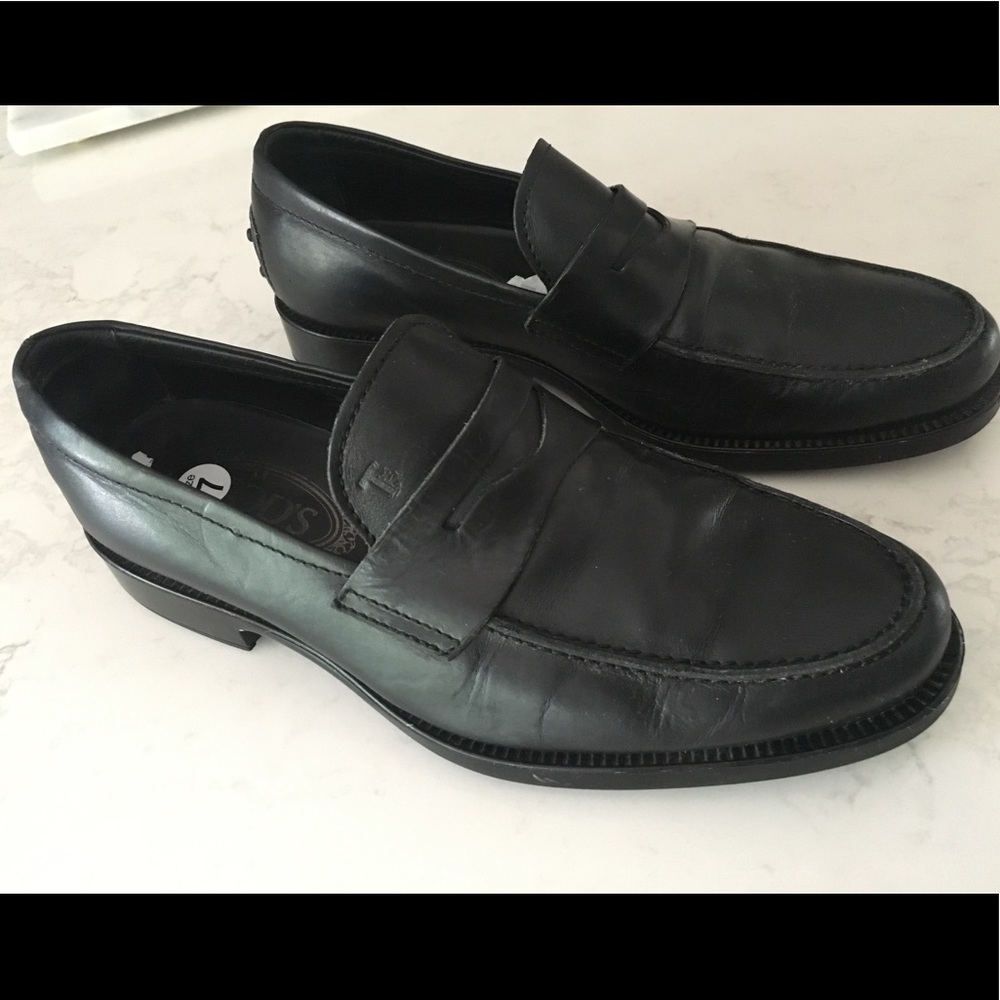 Tod’s loafers